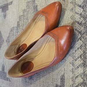Frye Tan Leather Women's Flats